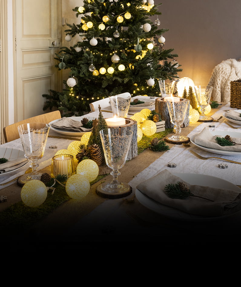 Lichterketten für ein magisches Weihnachtsfest ✨. Lichterketten für ein magisches Weihnachtsfest ✨.